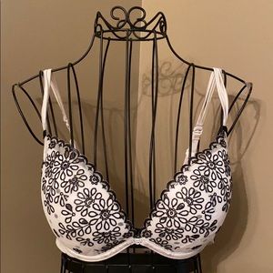 Victoria Secret Bra Size 34D